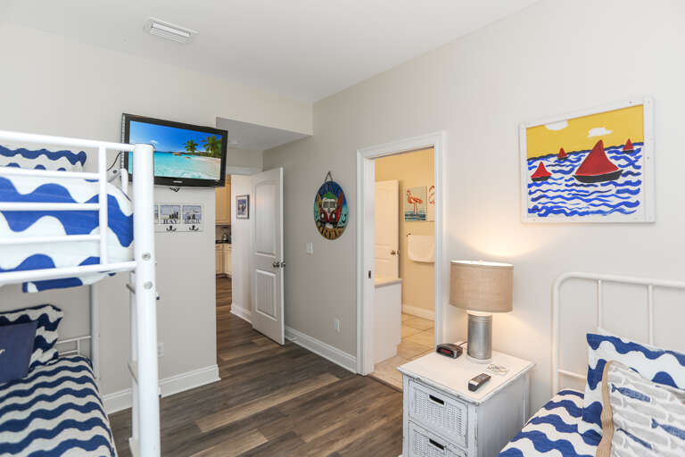 Bedroom 3 Connects to Full Bath