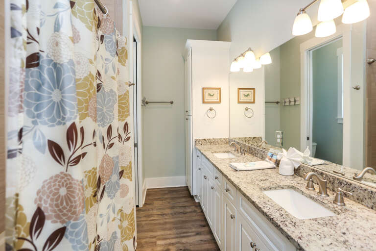 Bedroom 2 - Master Bath