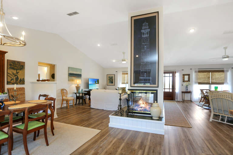 Fireplace in Middle of Living Area