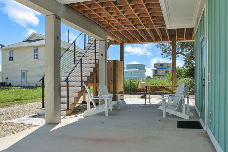 Creative Spaces for Relaxing Under House