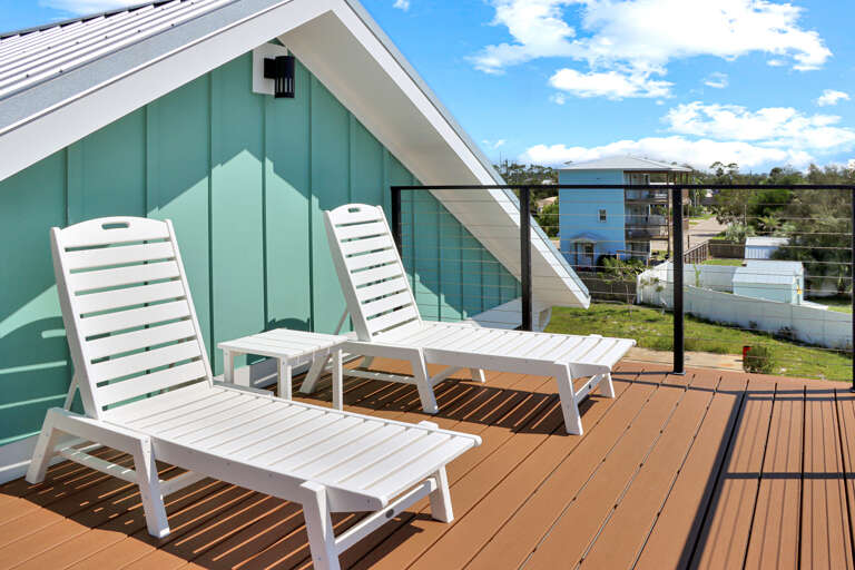 Top Floor Sundeck