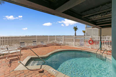 Gulf Front Community Pool