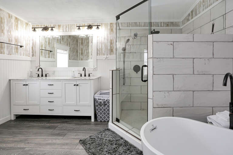 Bedroom 1 - Master Bath