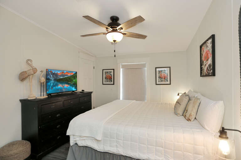 Bedroom 2 with TV