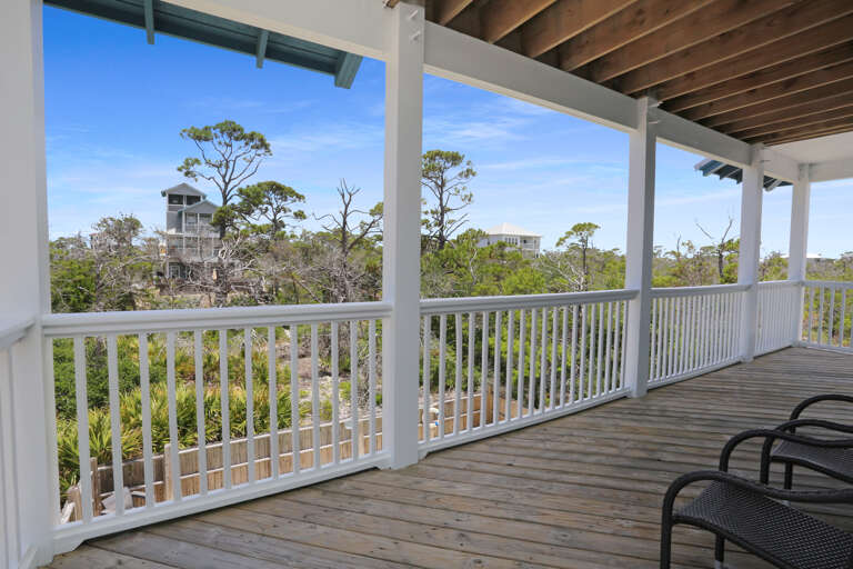 Main Floor Poolside Deck Main Floor Poolside Deck