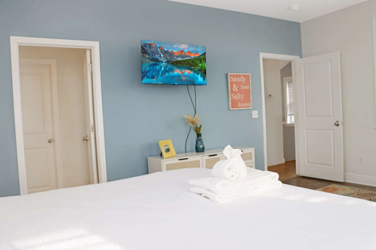 Bedroom 2 with TV