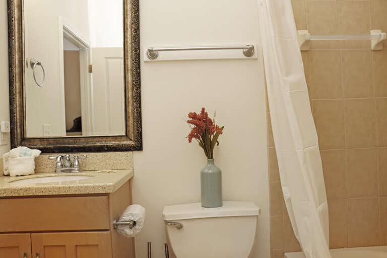 Bedroom 4 - Master Bathroom