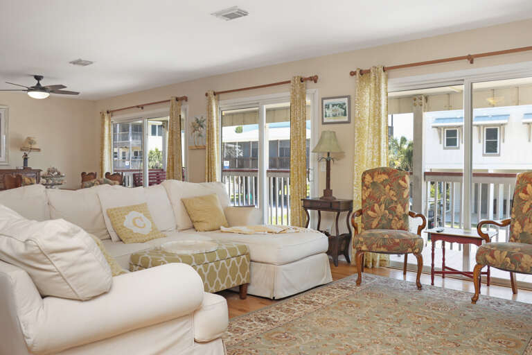 Living Area Living Area