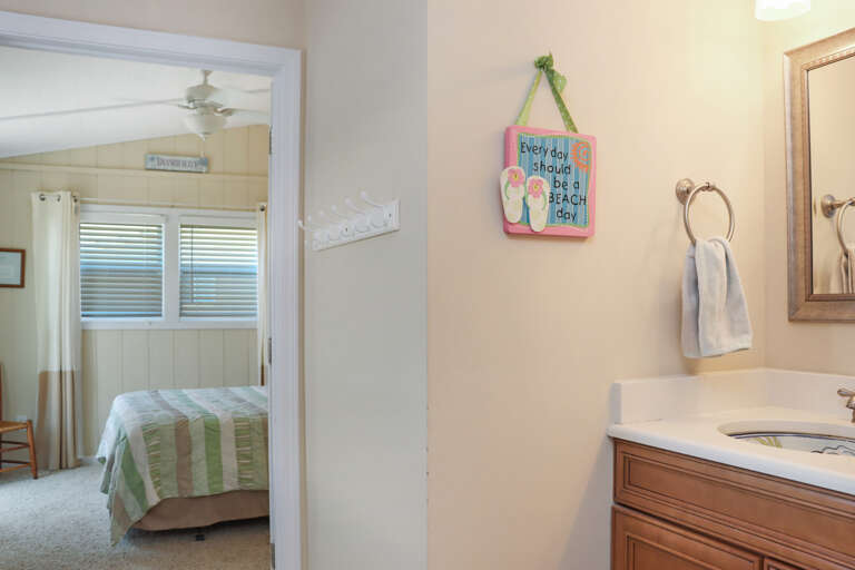 Full Bath Between Bedroom 3 & 4