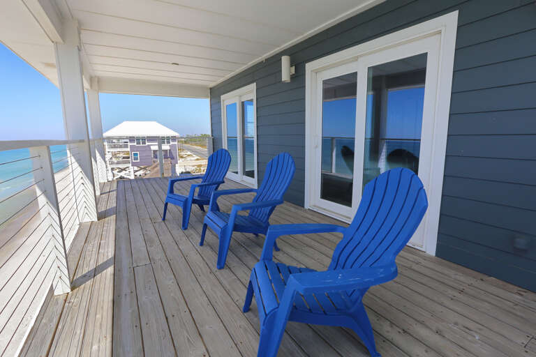 Top Floor Deck Seating