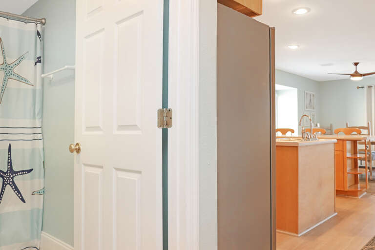 Full Bathroom and Kitchen