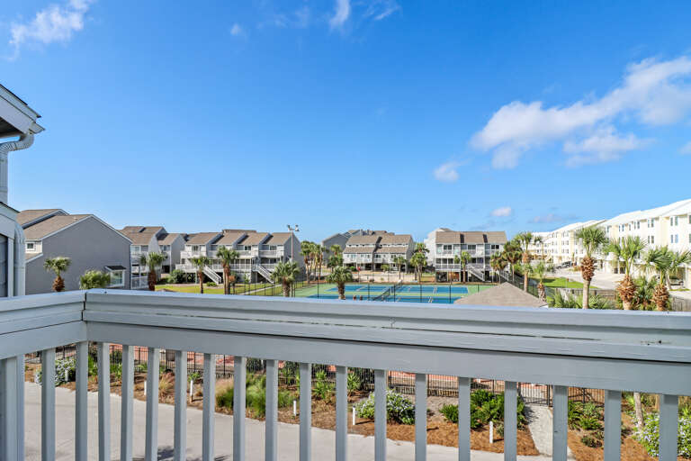 Top Floor Poolside Deck