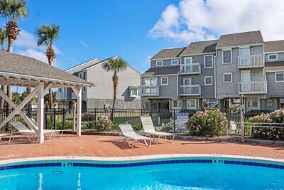 Roadside Exterior View from Pool