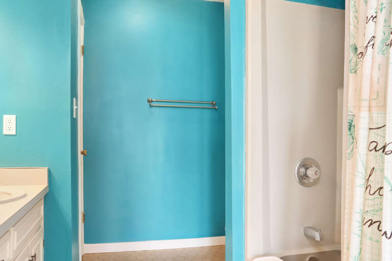 Bedroom 3 - Master Bath (1)