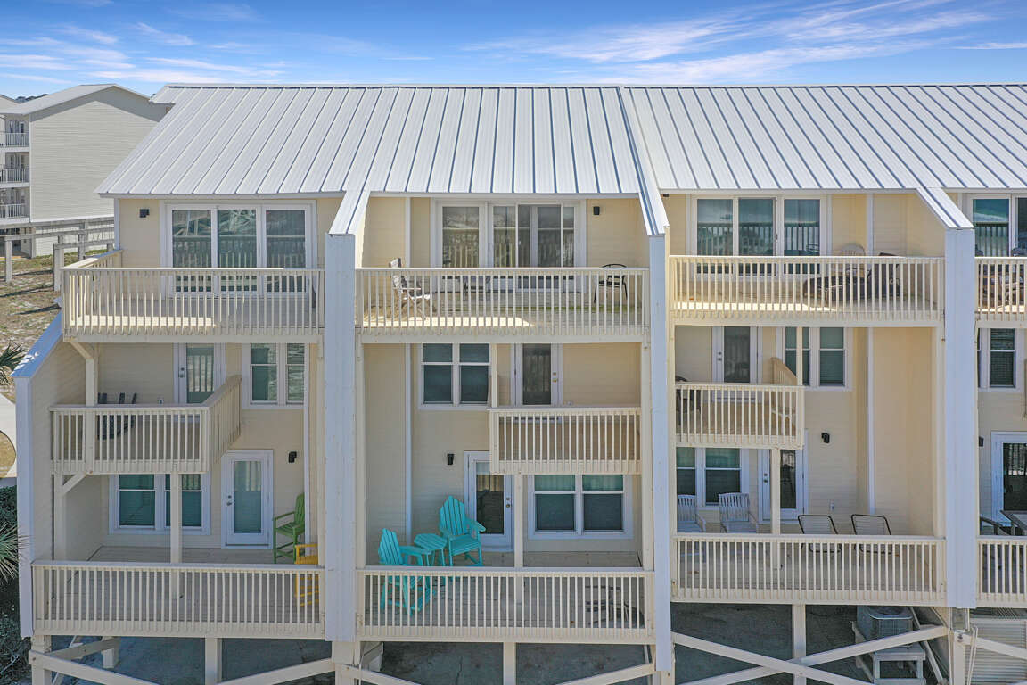 Sea Cliff B2 3 Bedroom Short Term Rental in Cape San Blas FL (118541