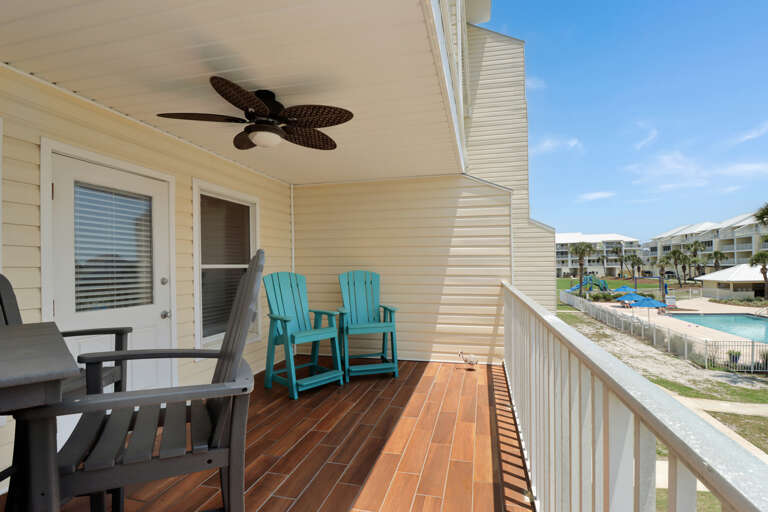 Main Level Beach Side Deck