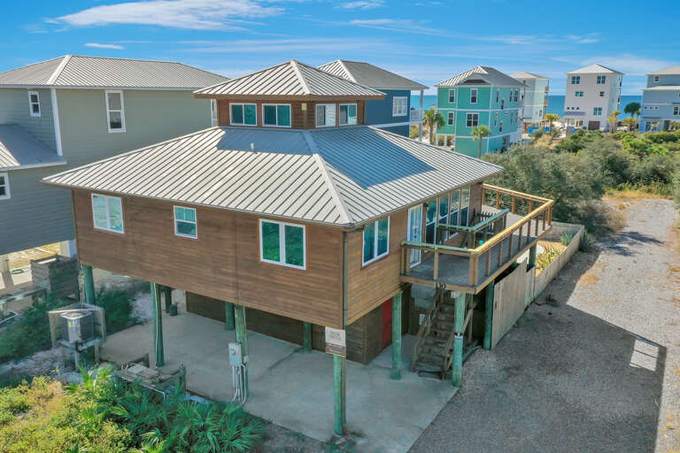 The Lookout - Covered Parking