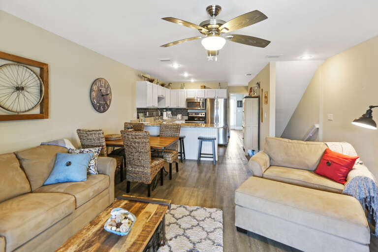 Living, Dining & Kitchen Living, Dining & Kitchen