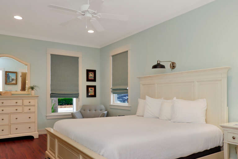 Bedroom 1 - Master Bedroom