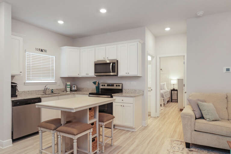 Well Equipped Kitchenette