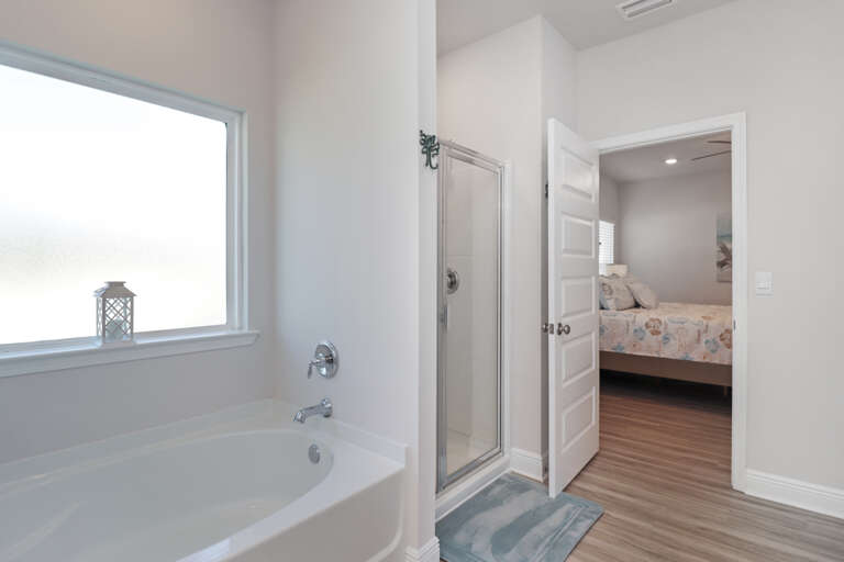 Bedroom 4 - Master Bath Shower and Tub