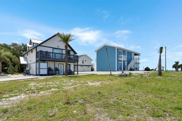 Distance Between Sugar Sands Cottage and Beach Distance Between Sugar Sands Cottage and Beach