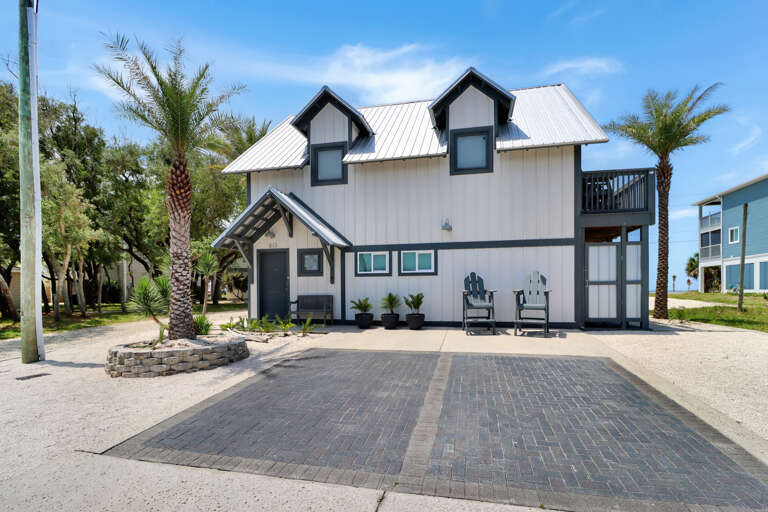 Sugar Sands Cottage Parking