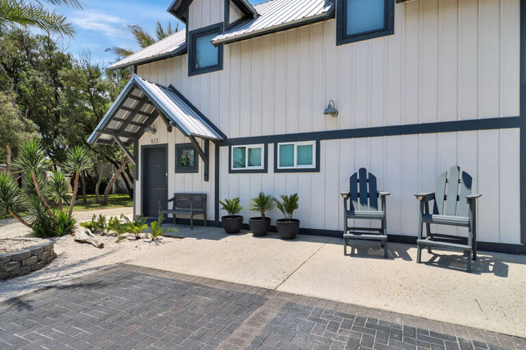 Sugar Sands Cottage A - Bottom Floor Entrance