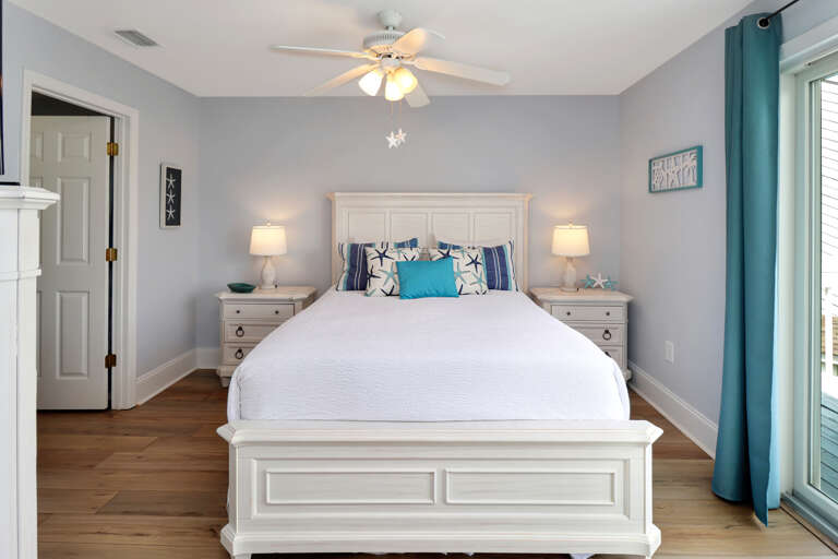 Bedroom 1 - Master Bedroom