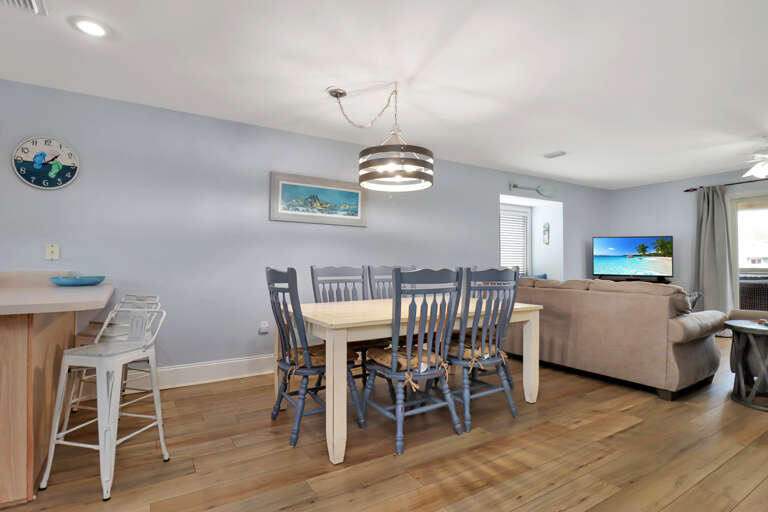 Dining Area and Bar Seating