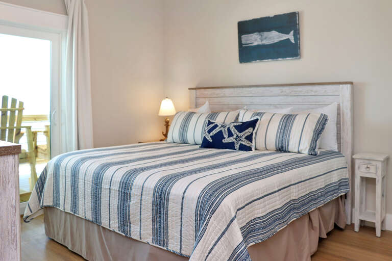 Bedroom 1 - Beachfront Master Bedroom