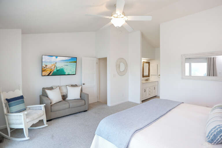 Bedroom 3 with TV