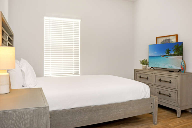 Bedroom 3 with TV