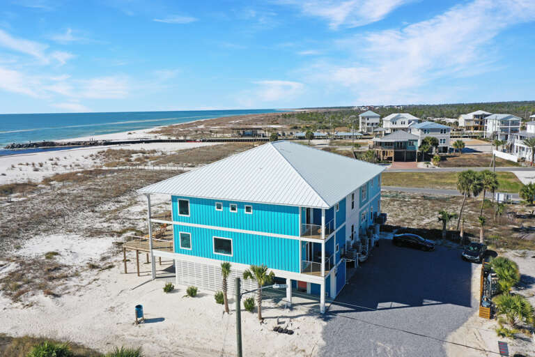 Beachfront Townhouse Next to Beach Access