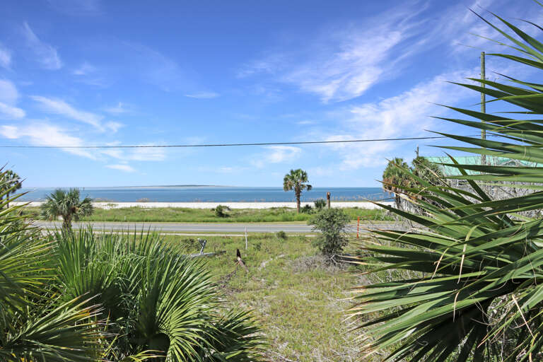 Gorgeous View from Main Floor Deck