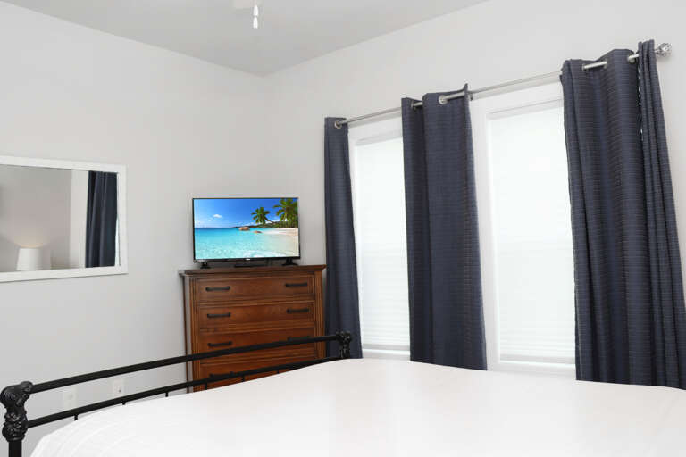 Bedroom 3 with TV
