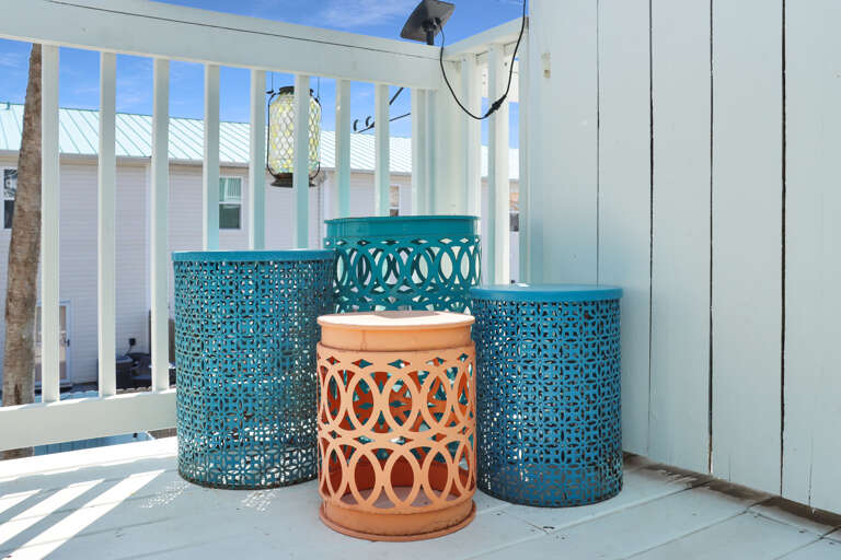 Colorful Accents on Deck Colorful Accents on Deck