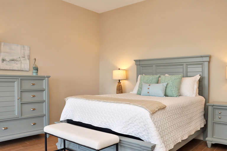 Bedroom 4 - Beachfront Master Bedroom