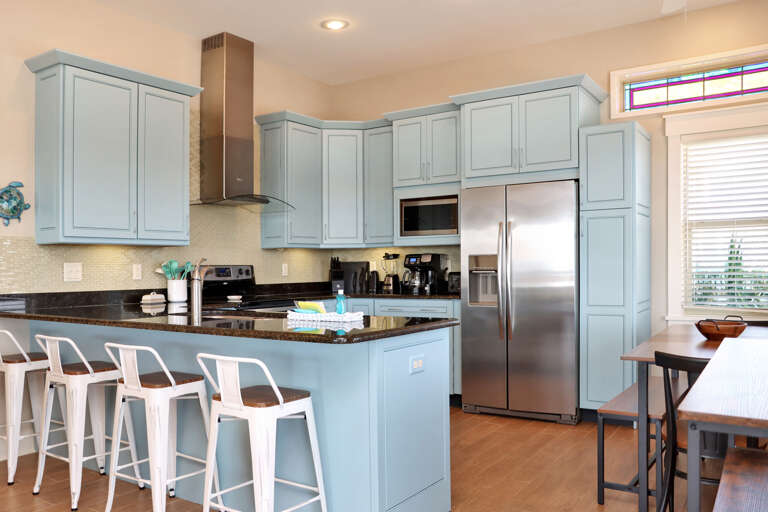Kitchen with Eati-in Dining