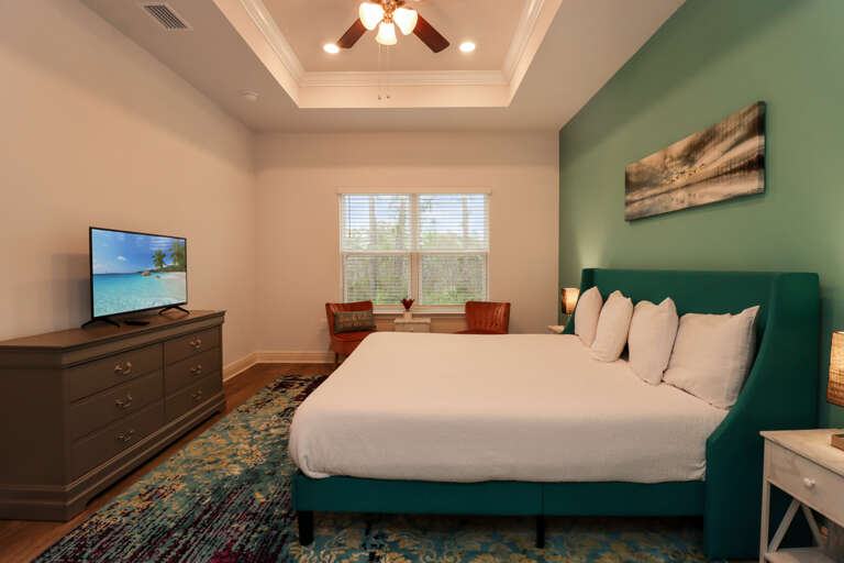 Bedroom 4 with TV