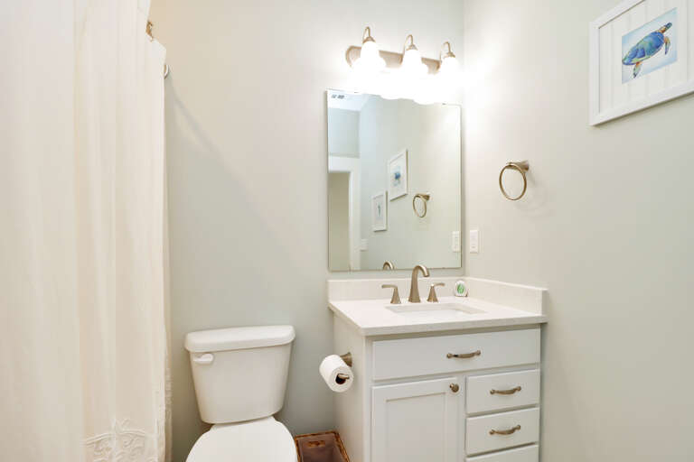 Bedroom 1 - Full Bath