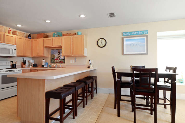 Dining Area and Bar Seating