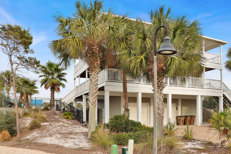 Pool Deck on Side of Cape Dreamin' Pool Deck on Side of Cape Dreamin'