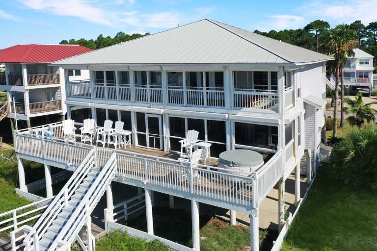 Large Beachfront Sundeck
