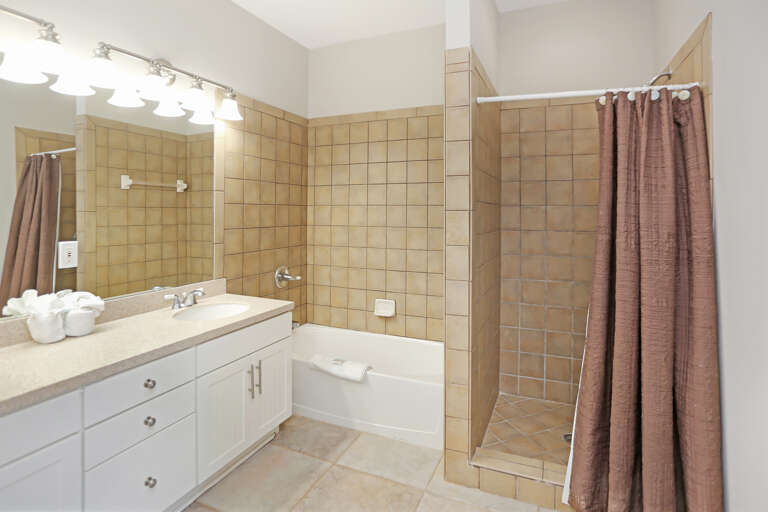 Bedroom 2 - Master Bath