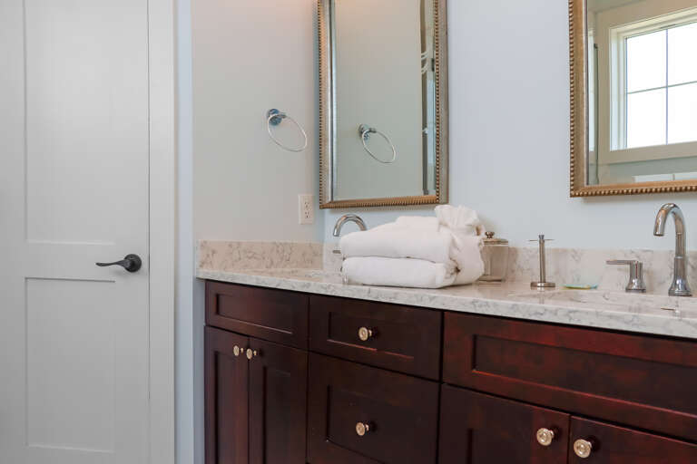 Bedroom 4 - Master Bathroom