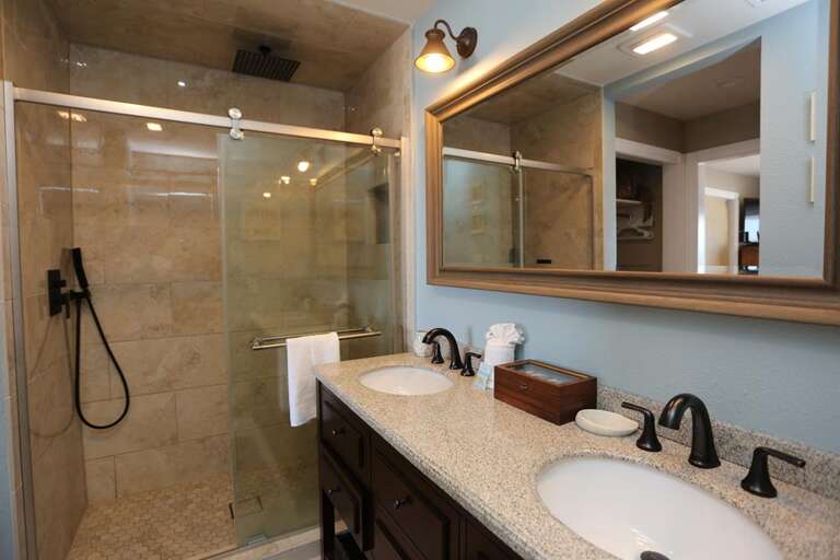 Bedroom_2_Full_Bath_Shower