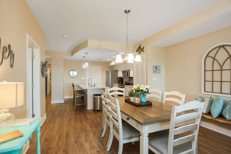 Dining Area & Kitchen Dining Area & Kitchen