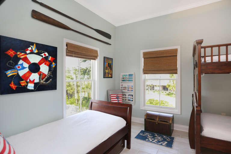 Bedroom 1 - Main Floor