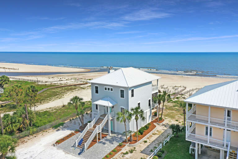 Coastal Cove - Lots of Parking